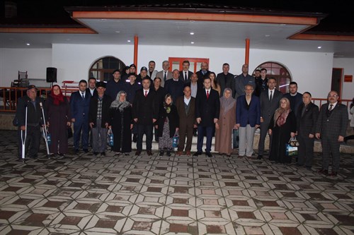 KAYMAKAMLIĞIMIZ TARAFINDAN ŞEHİT VE GAZİ AİLELERİMİZ ONURUNA İFTAR YEMEĞİ VERİLDİ.